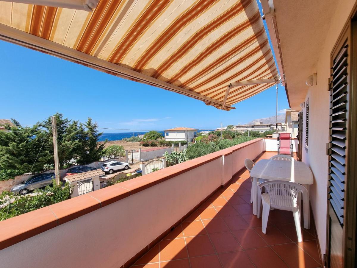 Villa Flora - With Sea View, 2 Minutes Walk To Beach Trappeto  Dış mekan fotoğraf